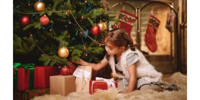 Що подарувати дитині на Новий рік: найкращі ідеї та солодкий сюрприз